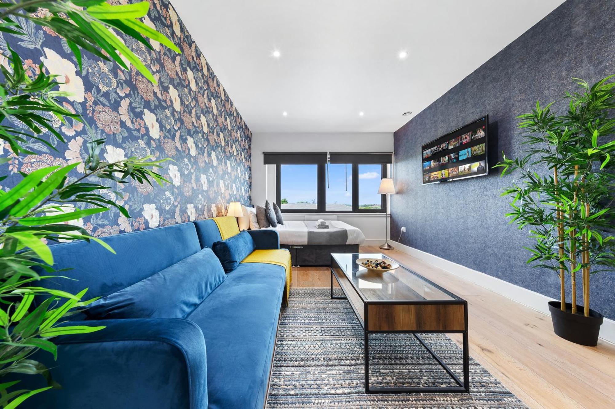 Modern One Bedroom Flat - Sleeps 5 -Near Heathrow - London Ub3 Dış mekan fotoğraf